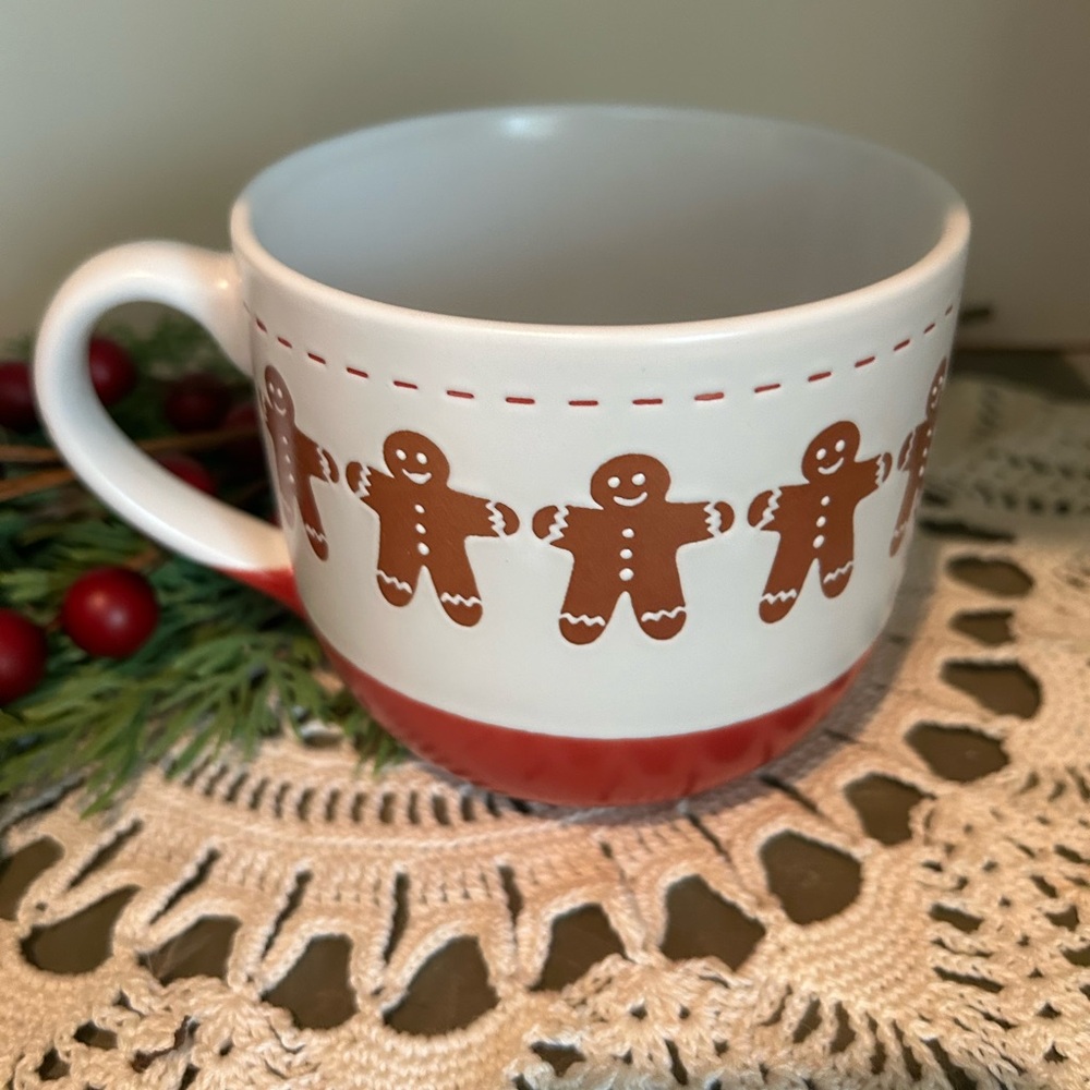 Gingerbread Man Holiday Mug 18oz